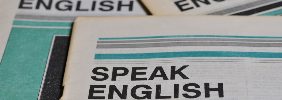 Schau dir englisch Idiome an und lerne gemeinsam mit uns besser englisch zu sprechen.